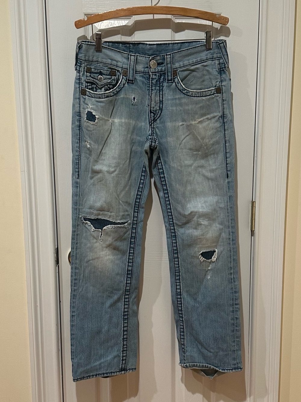 True Religion Ricky Big T Men's Light Blue Distressed Jeans, Waist 31, Seat 34